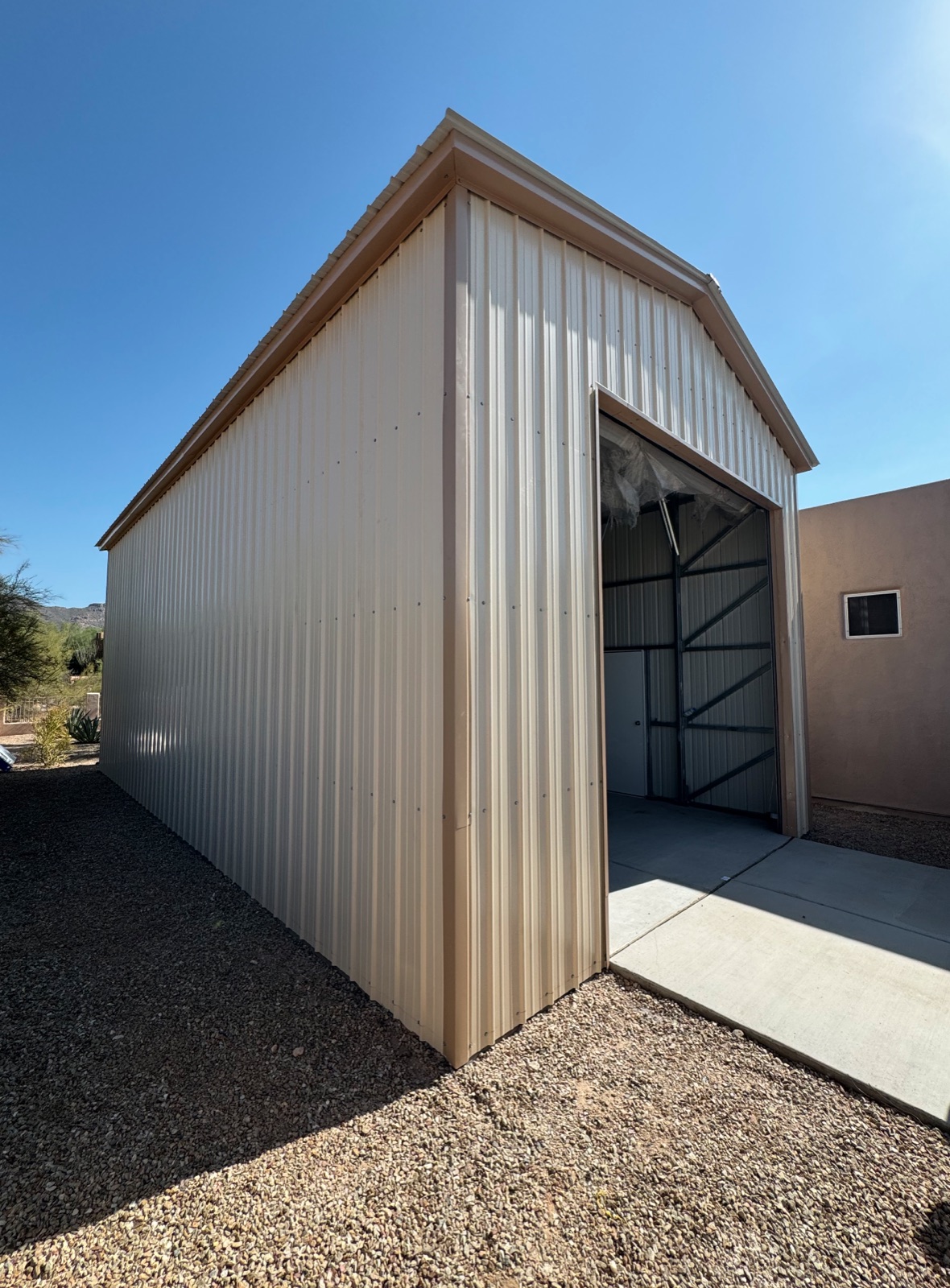 18 × 35 × 14 ft steel building