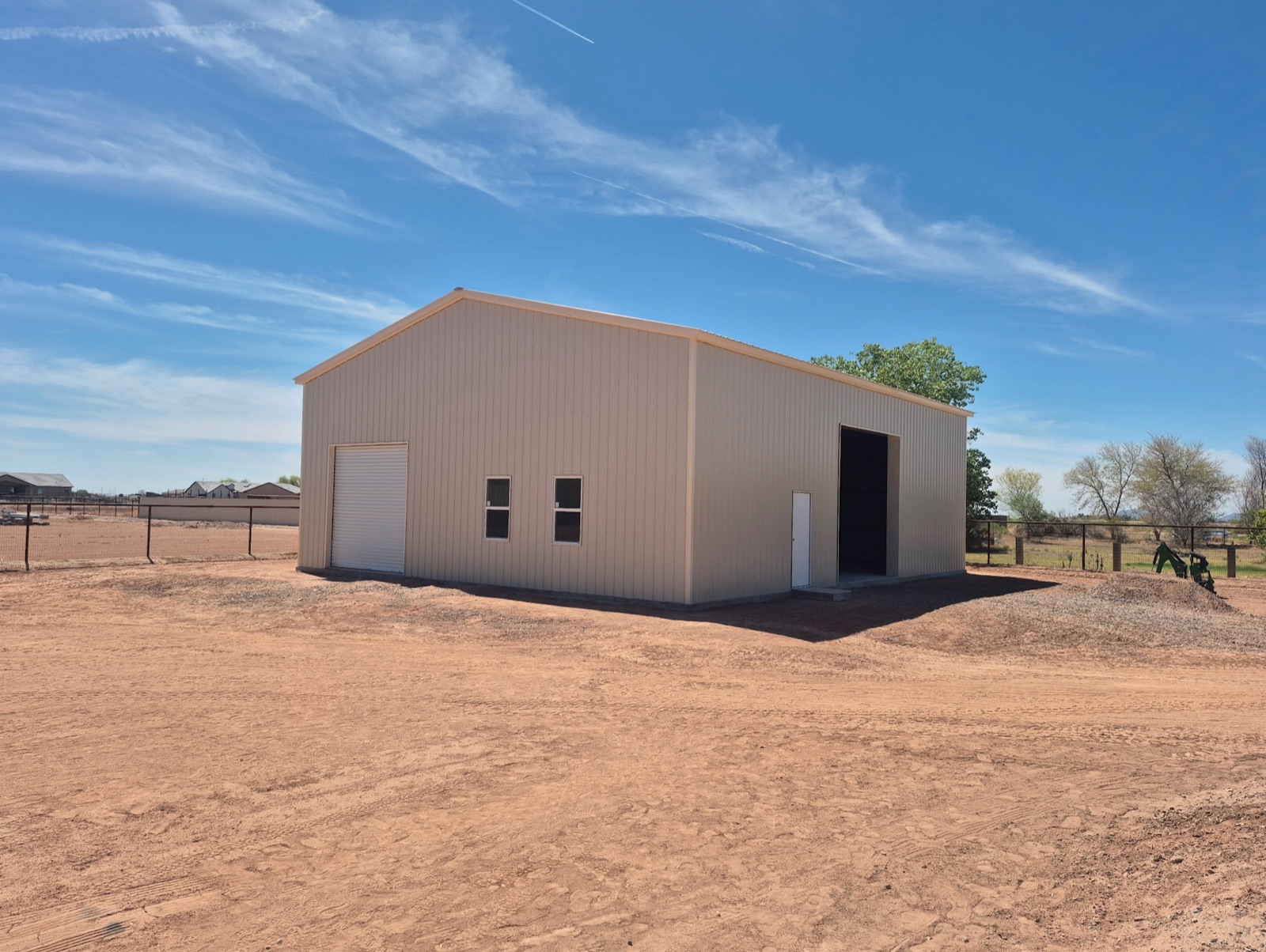 40 × 50 × 14 ft steel building